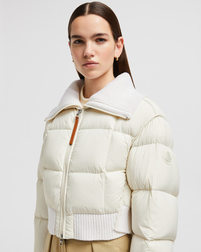 MONC Jadeite Short Down Jacket 605
